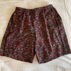 Lululemon pace breaker short lined
